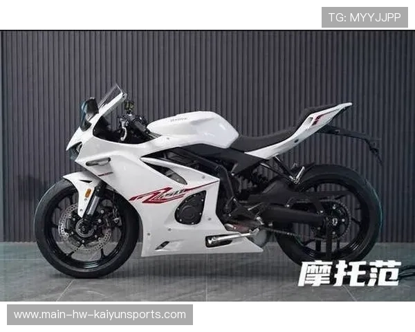 沉稳豪华车 vs 极速性能车,谁能笑到最后?,极速什么车