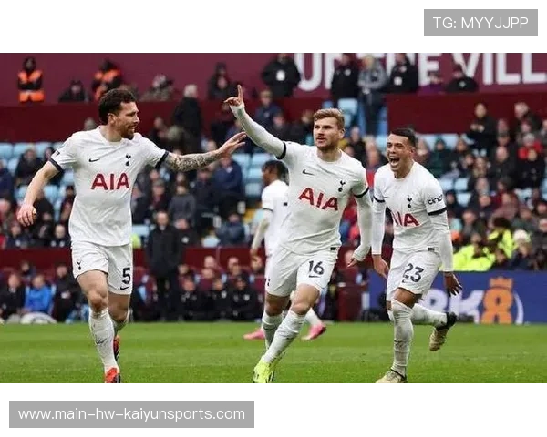 曼联力争欧冠四强，关键战役热刺来袭